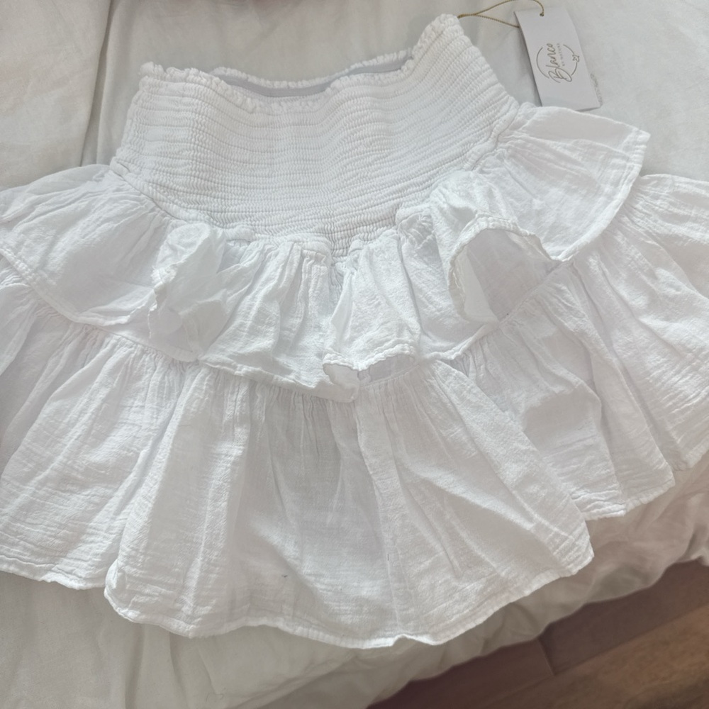 Chic White A-Line Skirt